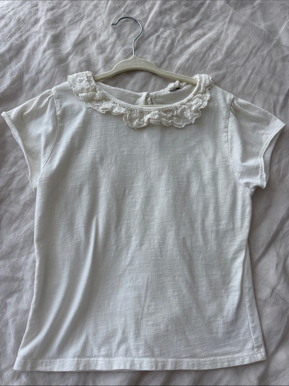 Women’s White Lace-Collar Short Sleeve Top